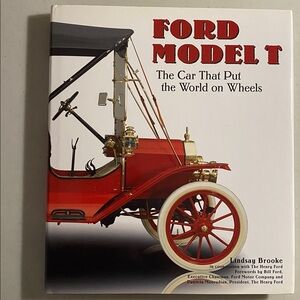 Book Ford Model T by Lindsay Brooke